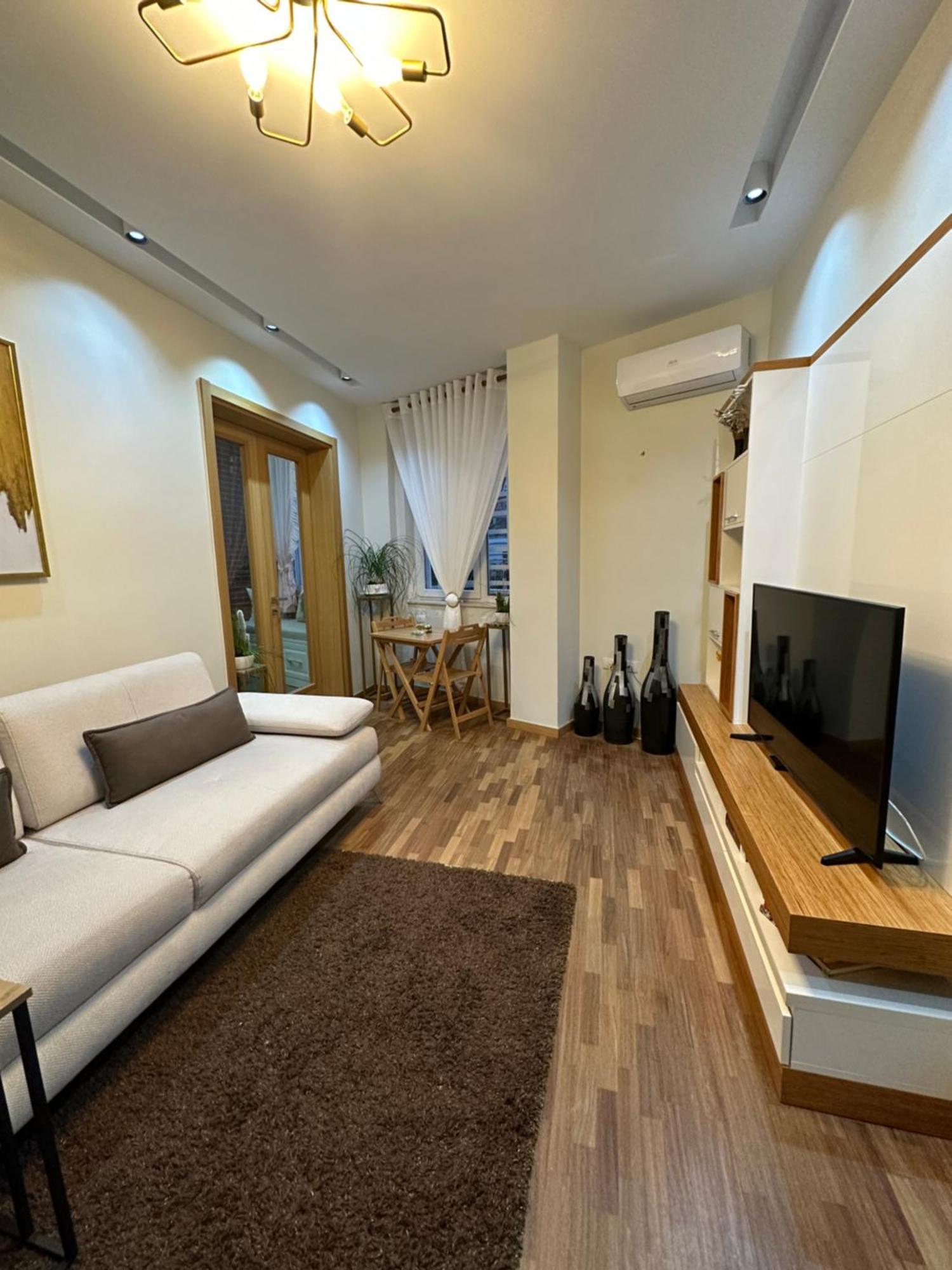 Dry Lake Apartment تيرانا المظهر الخارجي الصورة