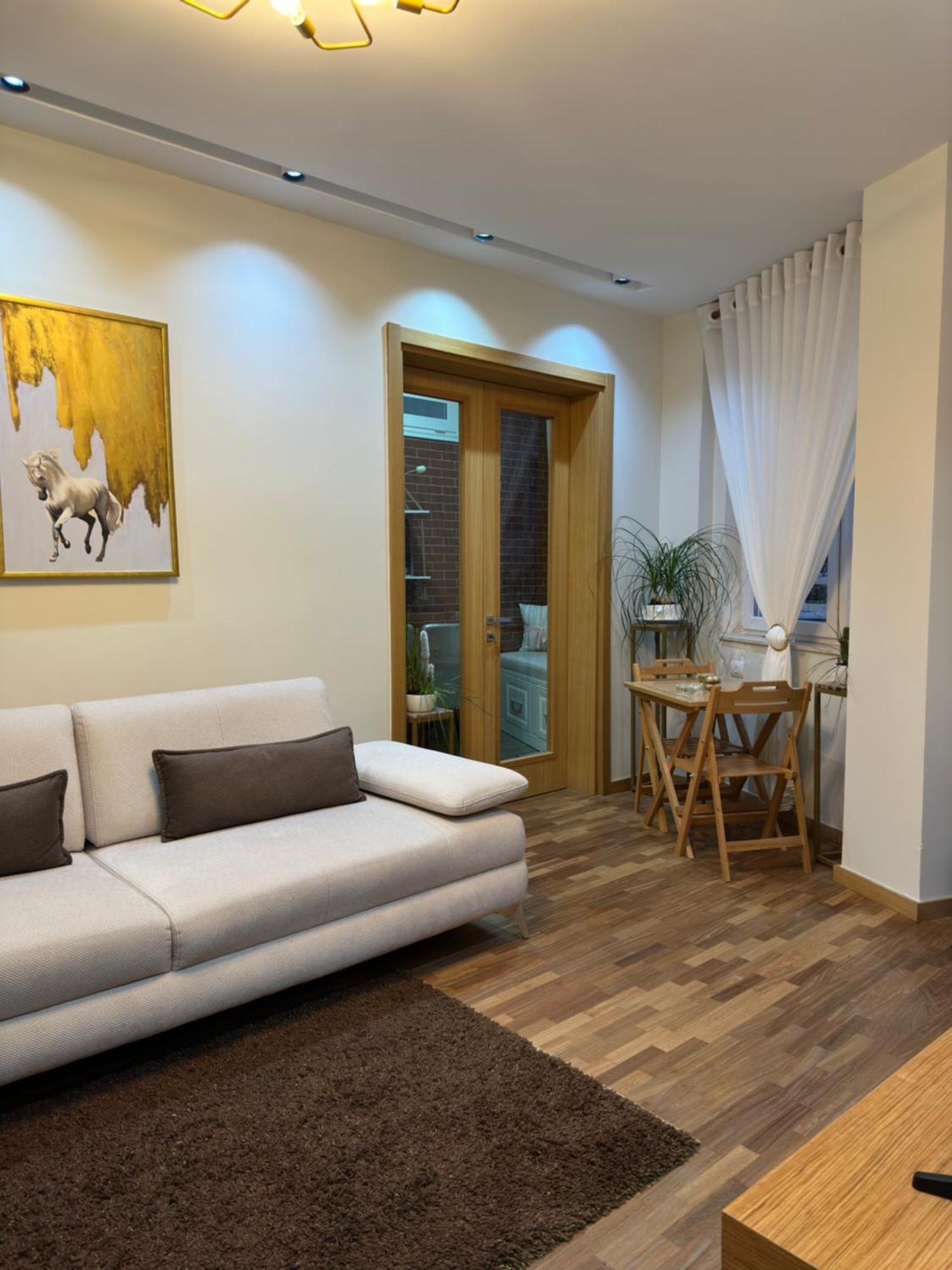 Dry Lake Apartment تيرانا المظهر الخارجي الصورة